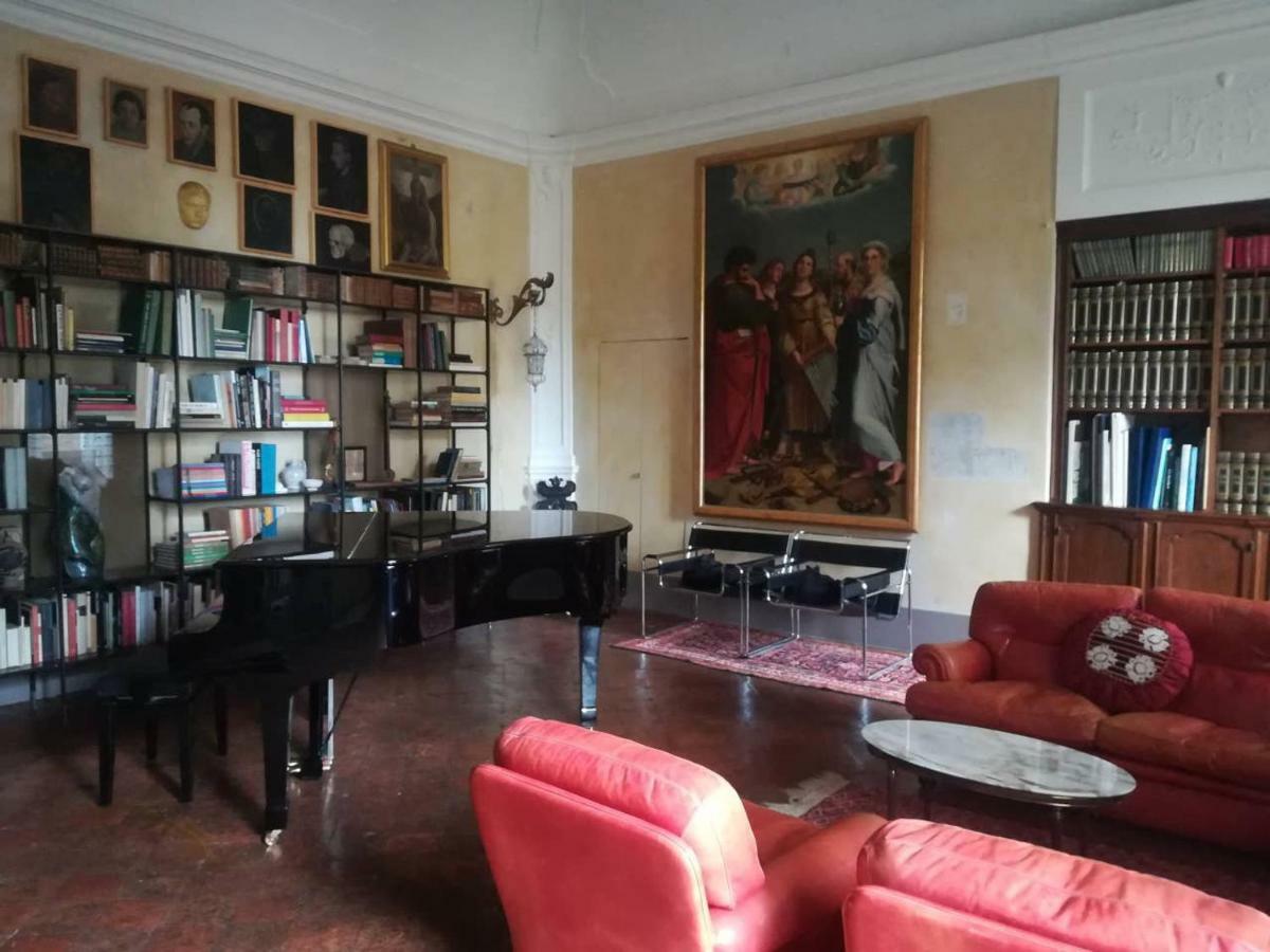 Boutique Apartment Urbino Eksteriør billede